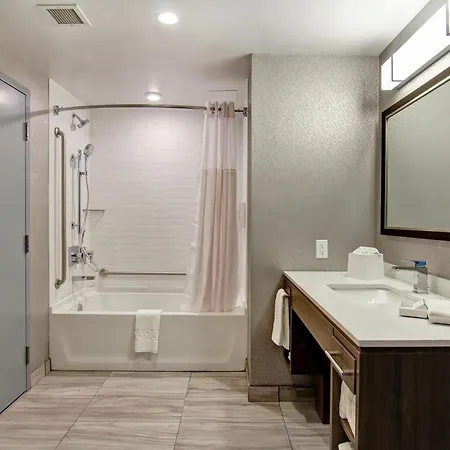 Home2 Suites By Hilton Edmonton South-3